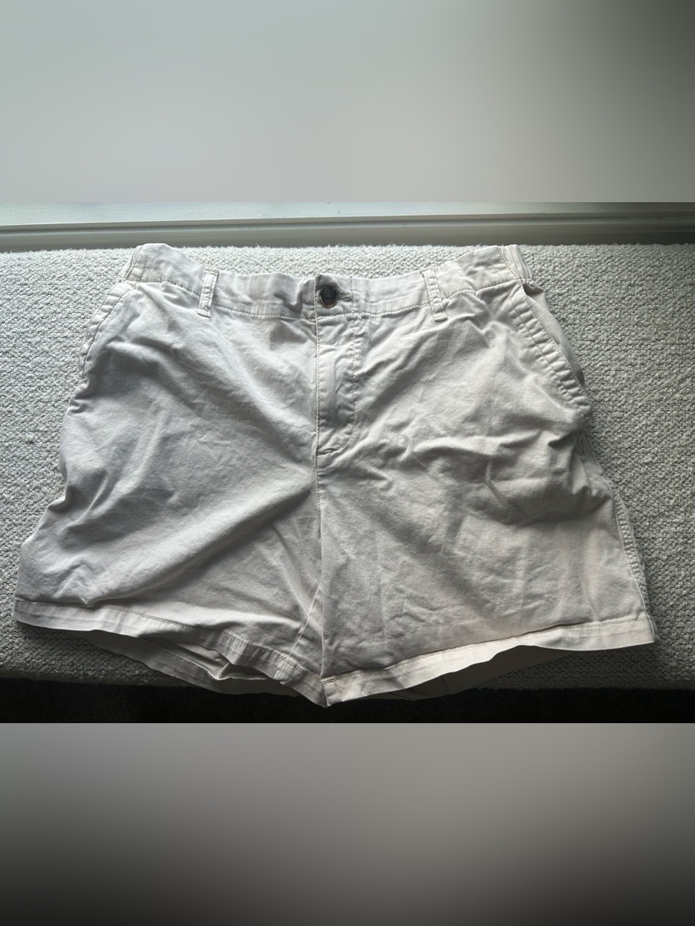 Women’s Old Navy OG Chino Khaki Shorts